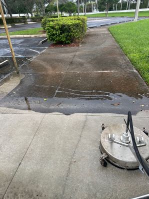Pressure Washing in Coral Springs, FL (1)