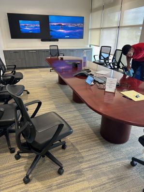 Office Cleaning in Pompano Beach, FL (2)